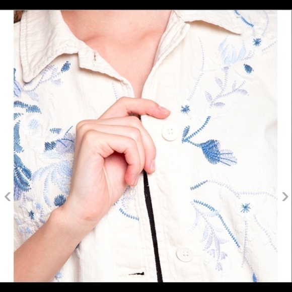 TOPSHOP 100% COTTON FLORAL EMBROIDERED SHIRT JACKET - Picture 3 of 12